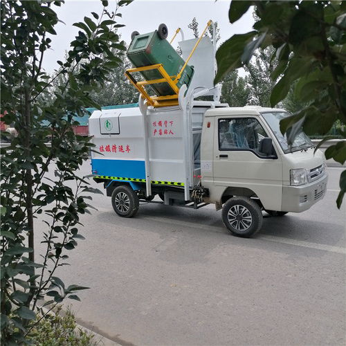 开封小型吸粪车选购指南 福哲环卫设备助力高效清污